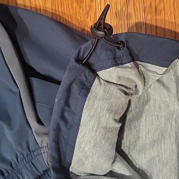 Reebok Activewear 2 piece set. Size XL. New with tags. - Picture 6 of 7